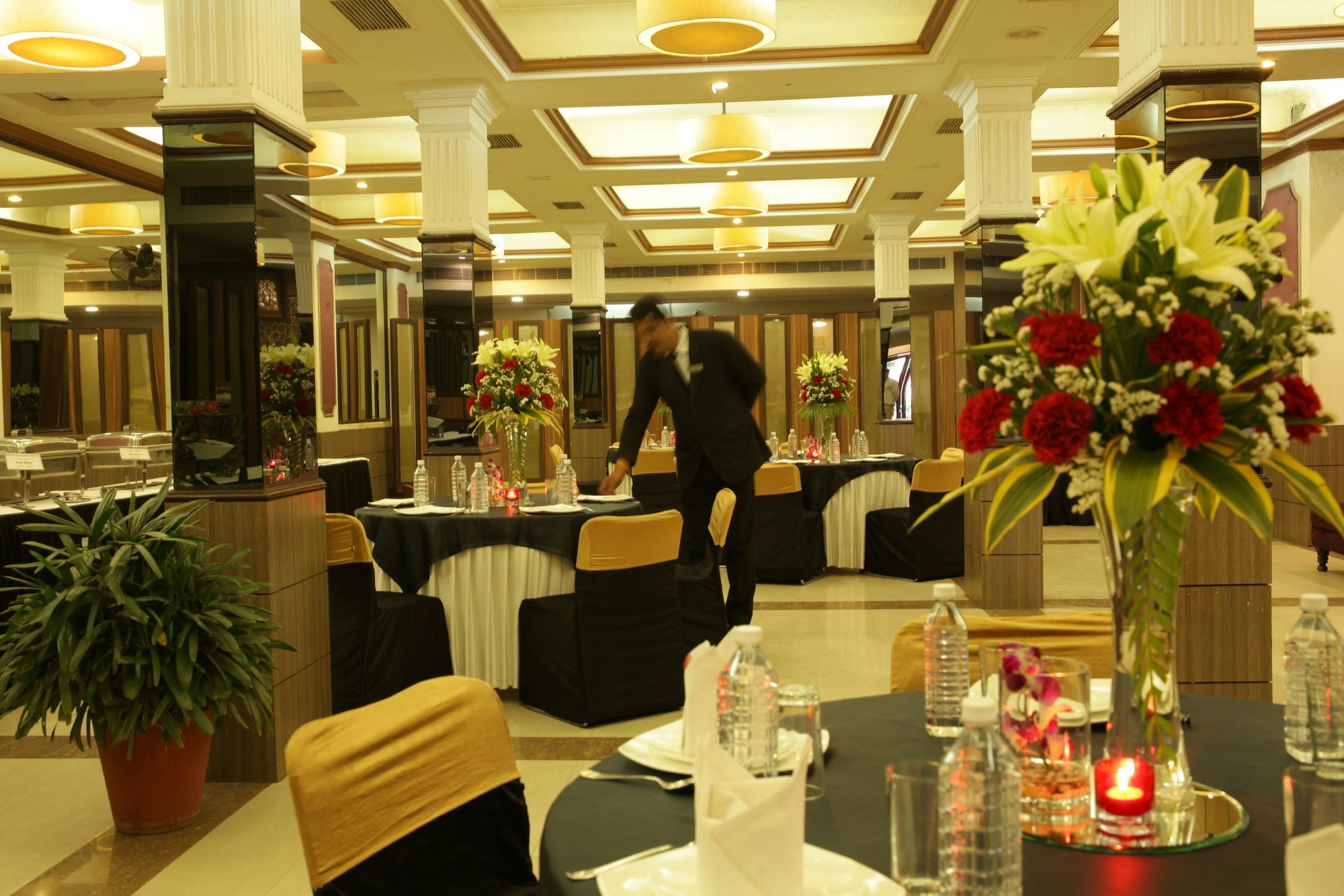 Surya Royal Hotel Kota  Exterior photo